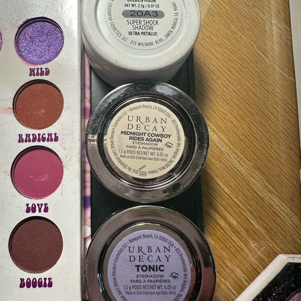 Makeup bundle - Picture 4 of 9